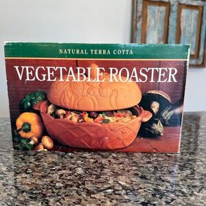 Natural Terra Cotta Vegetable Roaster NEW